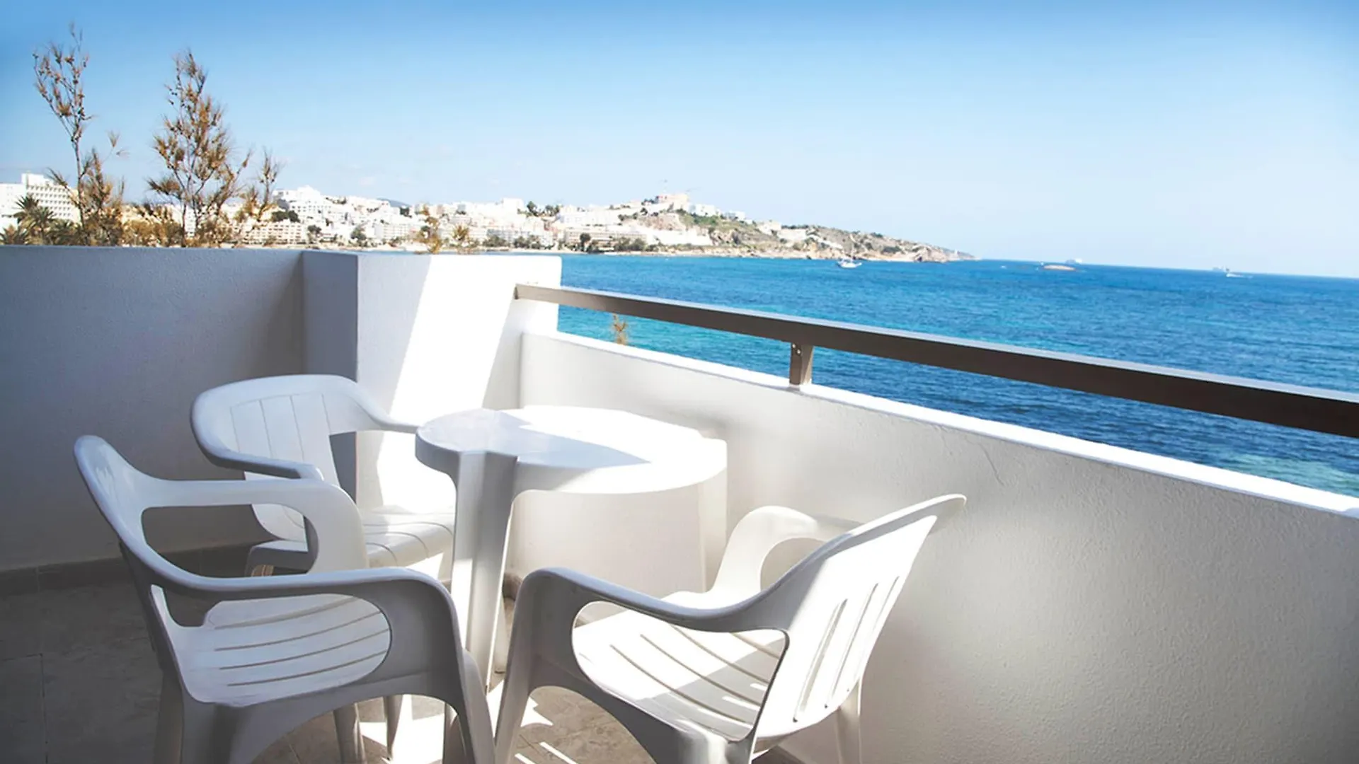 *** Aparthotel Apartamentos Vibra Jabeque Soul-3Sup Ibiza Town Spain